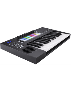 LAUNCHKEY 25 MK3 2