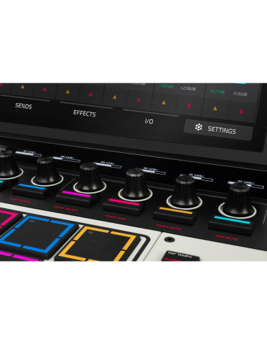 Akai - MPC-XL - Terre de Son