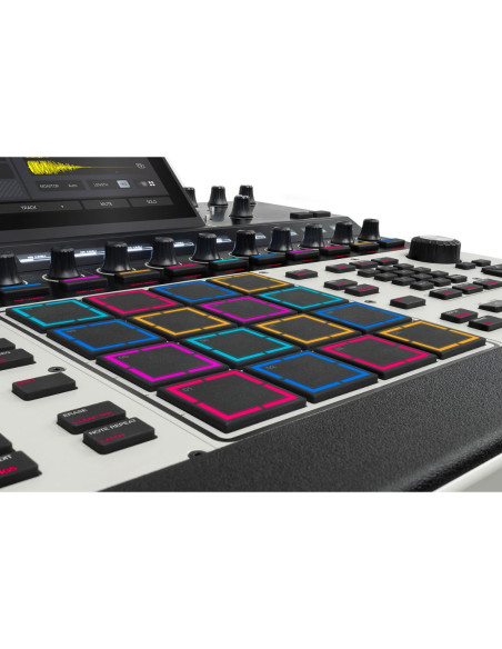 Akai - MPC-XL - Terre de Son